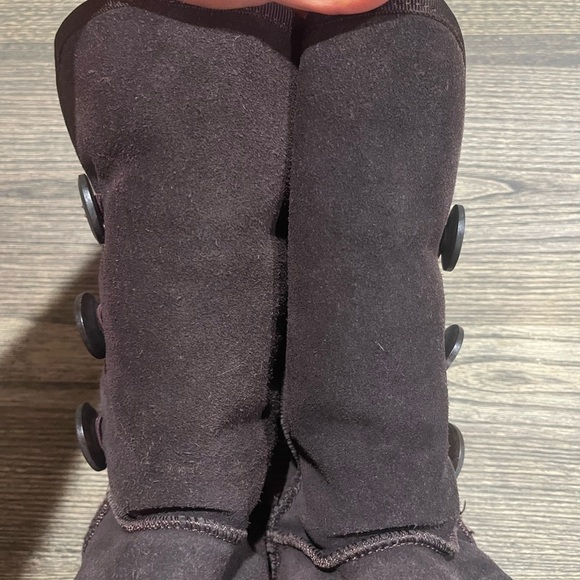 UGG Australia Bailey Button Triplet II Sheepskin Boots Wool Lined Brown Size W8 - Picture 7 of 12